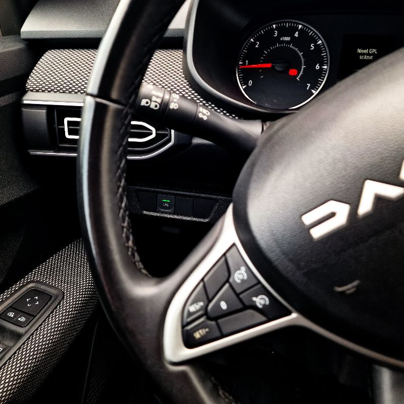 DACIA Logan 2023 — imagine 35