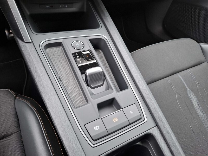 Fahrzeugabbildung Formentor VZ 2.0 TSI 4Drive (310 PS) 7-Gang-DSG Bild 32 von 49