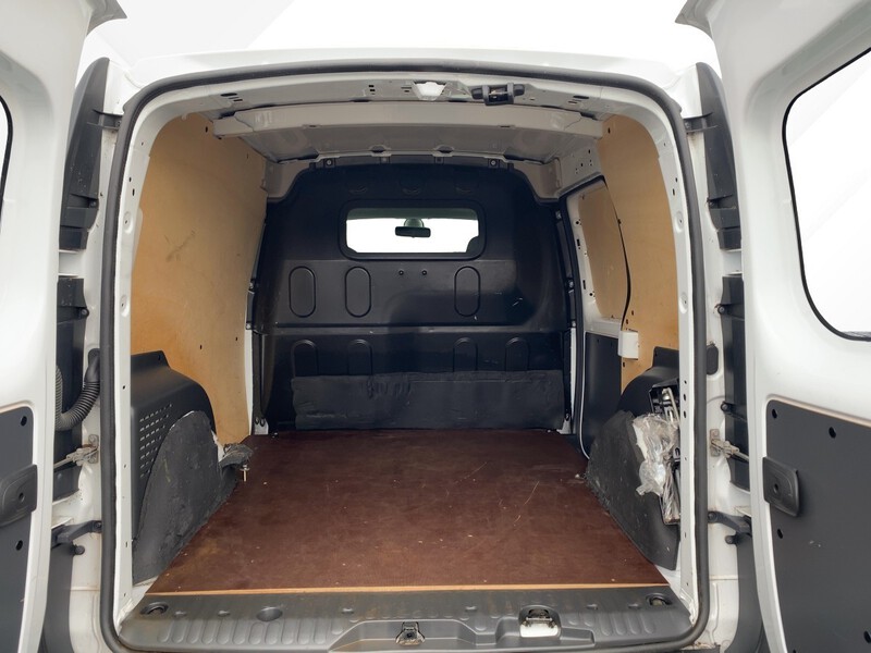 Fahrzeugabbildung Kangoo ABS Fahrerairbag Bild 6 von 21