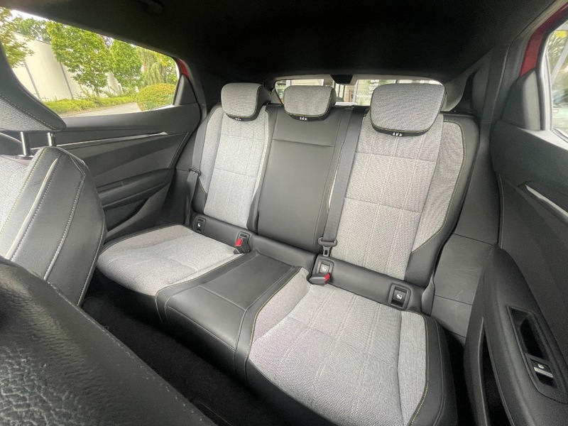 Fahrzeugabbildung Megane E-TECH TECHNO EV60 220hp optimum charge Bild 12 von 50
