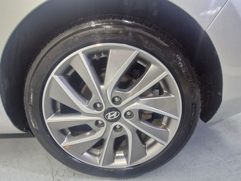 HYUNDAI i30 2020 — imagine 31
