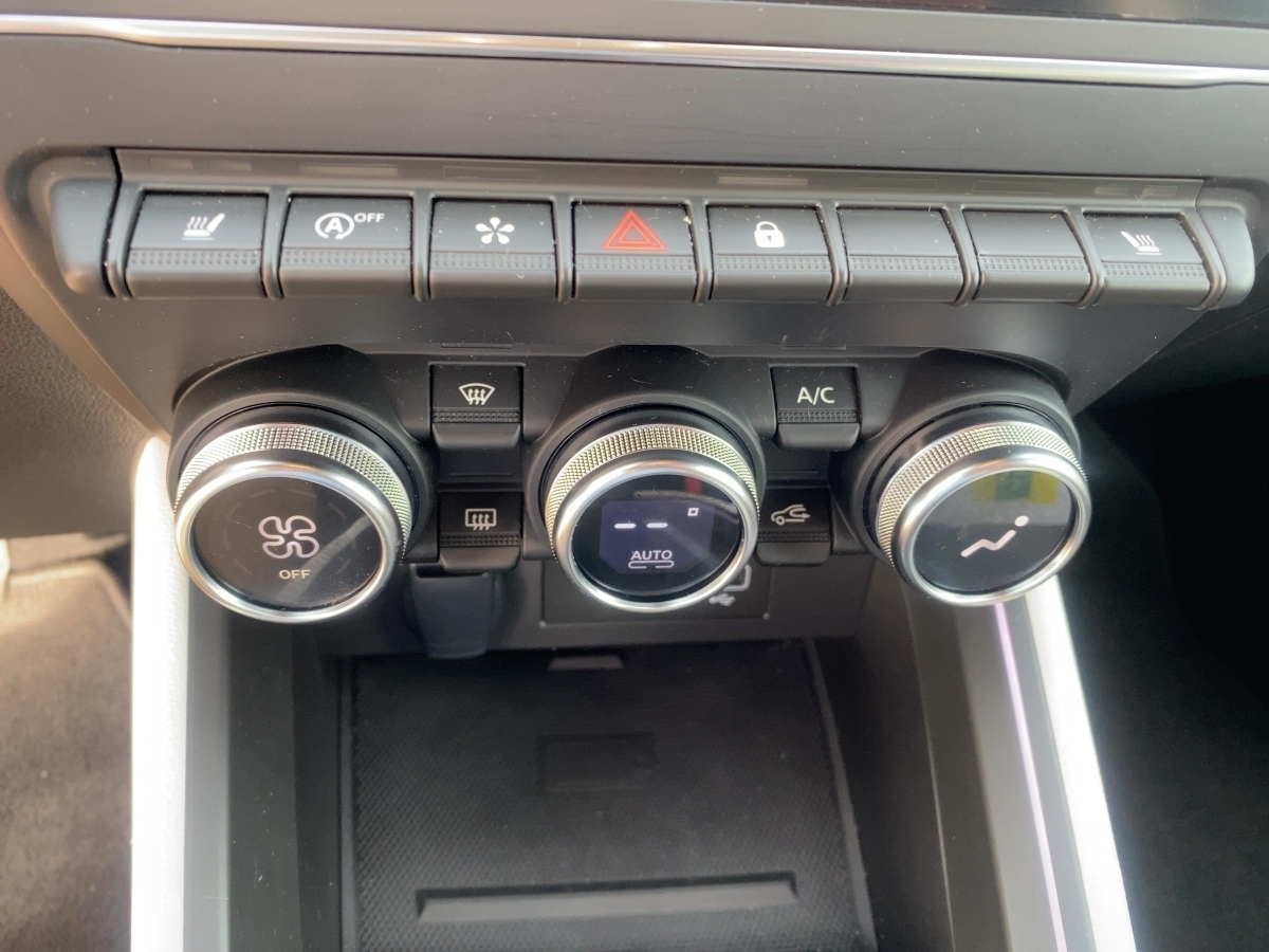 Renault Clio – Bild 14