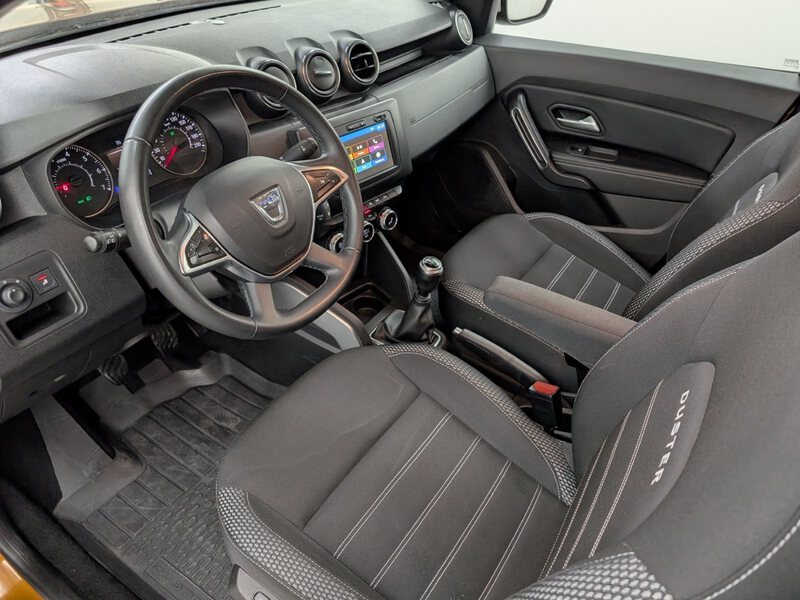 Fahrzeugabbildung Duster tiview Keycard Bild 33 von 34