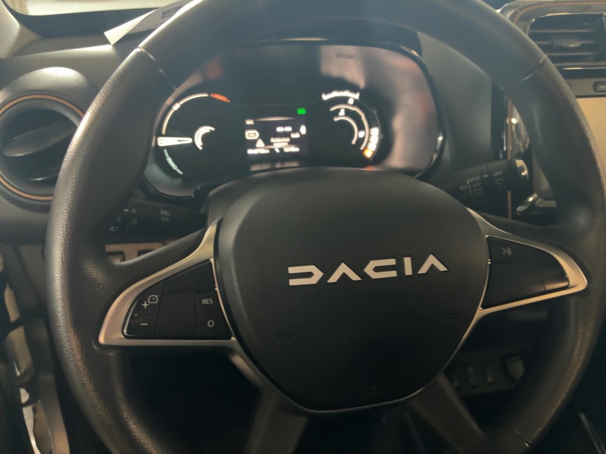 Dacia Spring – Bild 14