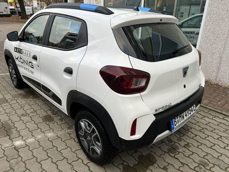 Fahrzeugabbildung Spring Business Automatik Klima*Navi*Rückfahrcam Bild 4 von 11