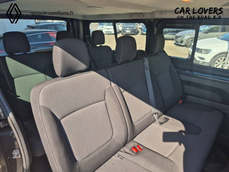 Renault Trafic Combi