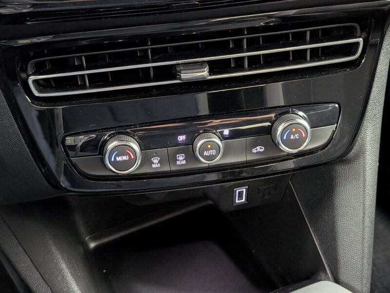 Fahrzeugabbildung Mokka 1.2 Turbo GS LED Kamera Bild 18 von 33