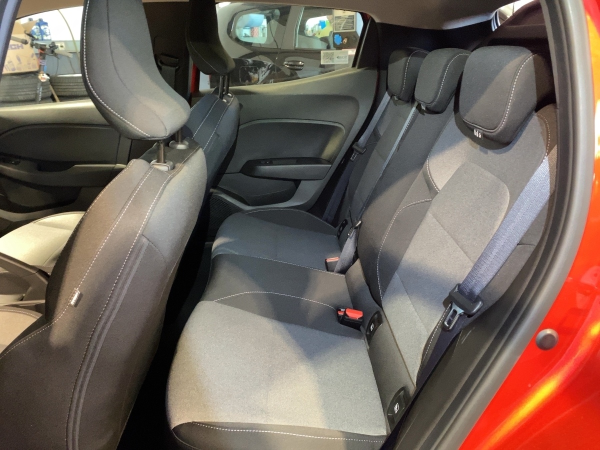 Renault Clio – Bild 8