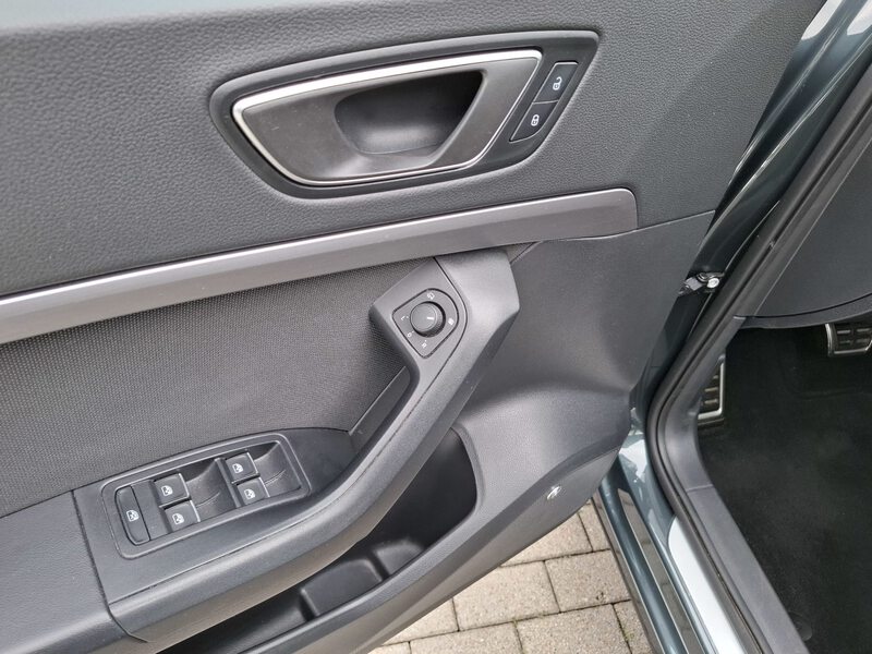 Fahrzeugabbildung Ateca FR 1.5 TSI ACT 110 kW (150 PS) 7-Gang DSG Bild 40 von 48