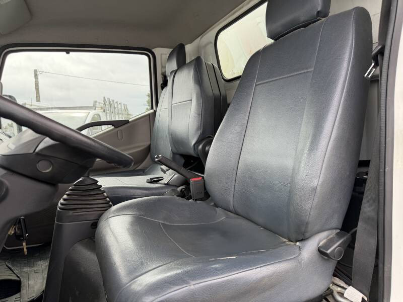 Nissan NT400 Chassis Cabine