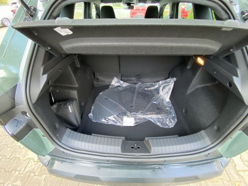 Fahrzeugabbildung Duster Duster Essential ECO-G 100 Bild 7 von 15