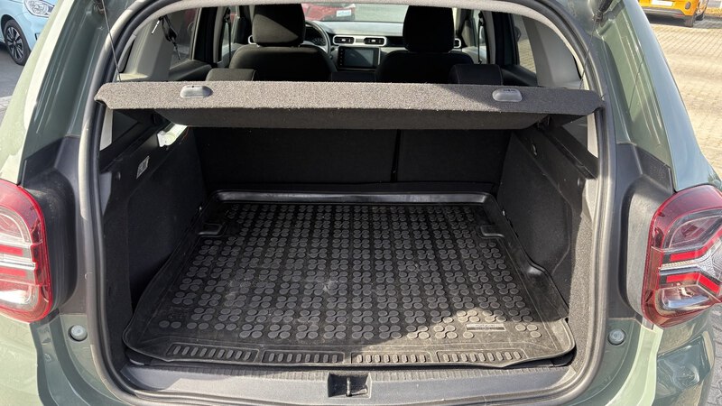 Fahrzeugabbildung Duster 4x4 Bild 19 von 20