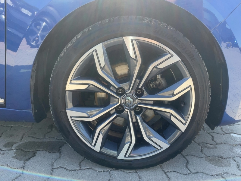 Fahrzeugabbildung Clio EDITION ONE TCe 130 EDC +8-FACH+WINTER-PAKET+ Bild 6 von 15