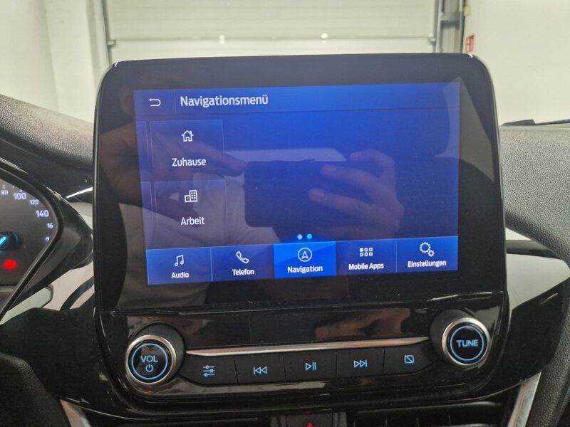 Fahrzeugabbildung Fiesta 1.0 EcoBoost MHEV Titanium Bild 26 von 27