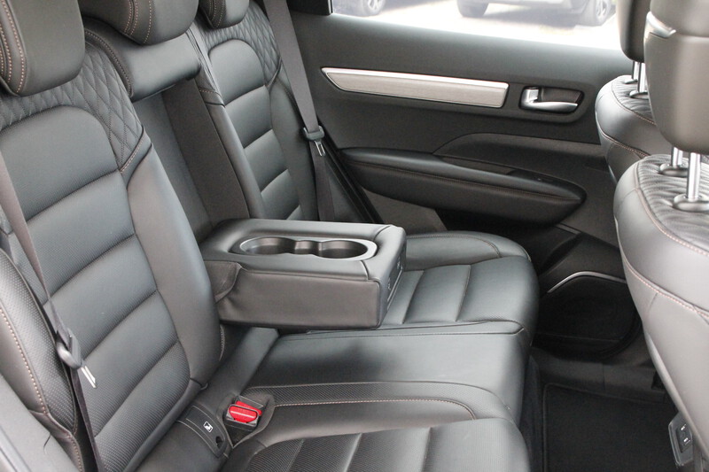 Fahrzeugabbildung Koleos INITIALE PARIS BLUE dCi 185 4WD X-tronic Bild 27 von 30