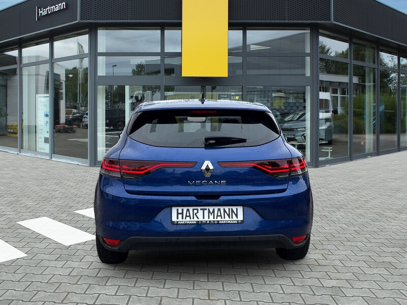 Fahrzeugabbildung Megane IV Techno BLUE dCi 115 Bild 8 von 22