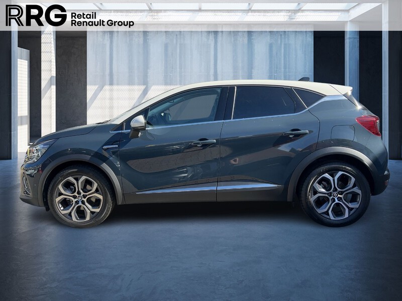 Fahrzeugabbildung Captur 1.6 INTENS 160 PLUG IN HYBRID Bild 2 von 17