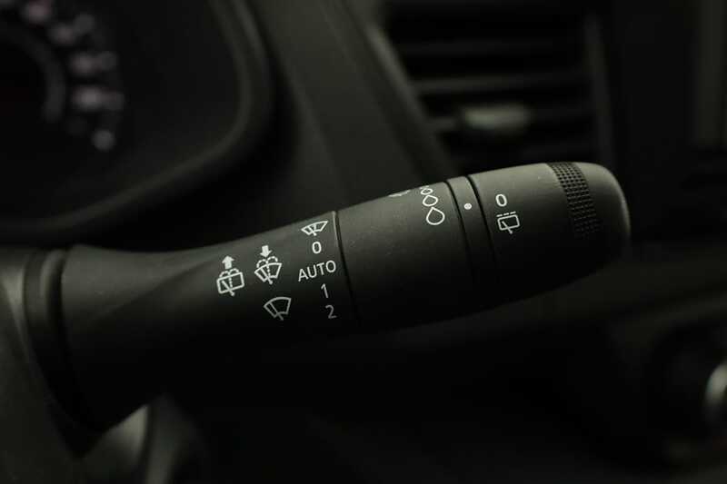 RENAULT Trafic Trafic 2.0 Blue dCi L2 Grand Equilibre — photo 5