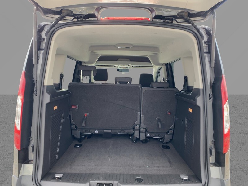 Fahrzeugabbildung Tourneo Connect Trend 1.0L 100PS FWD Bild 6 von 18