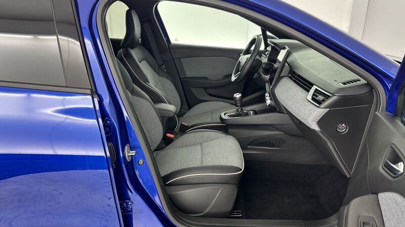 Renault Clio V