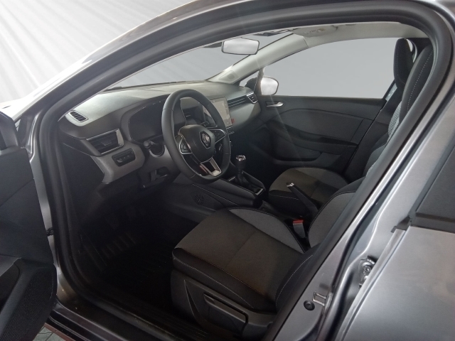 Renault Clio – Bild 8