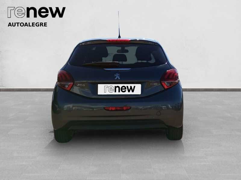 PEUGEOT 208 1.2 Pure Tech — photo 5