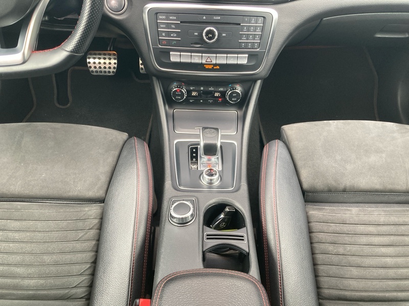 Mercedes-Benz GLA 45 AMG