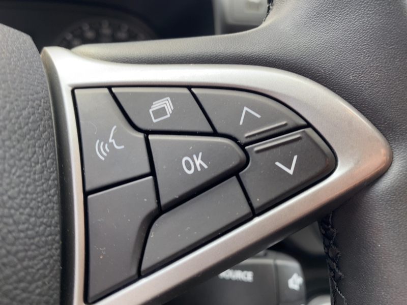 Fahrzeugabbildung Sandero Stepway Expression TCe 100 ECO-G Bild 17 von 21