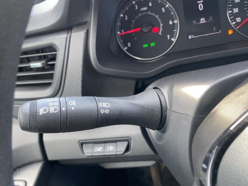 Fahrzeugabbildung Trafic Lkw Komfort L1H1 2,8t Blue dCi 130 Bild 18 von 20
