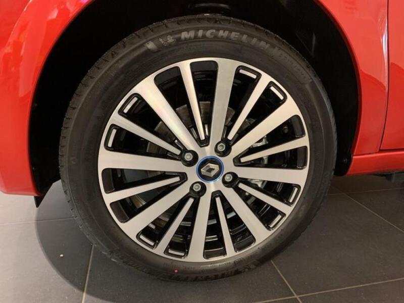 Fahrzeugabbildung Twingo Intens Bild 7 von 15