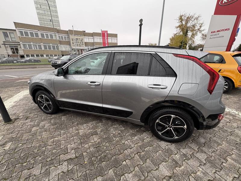 Fahrzeugabbildung Niro Spirit Plug-in-Hybrid  Bild 7 von 18