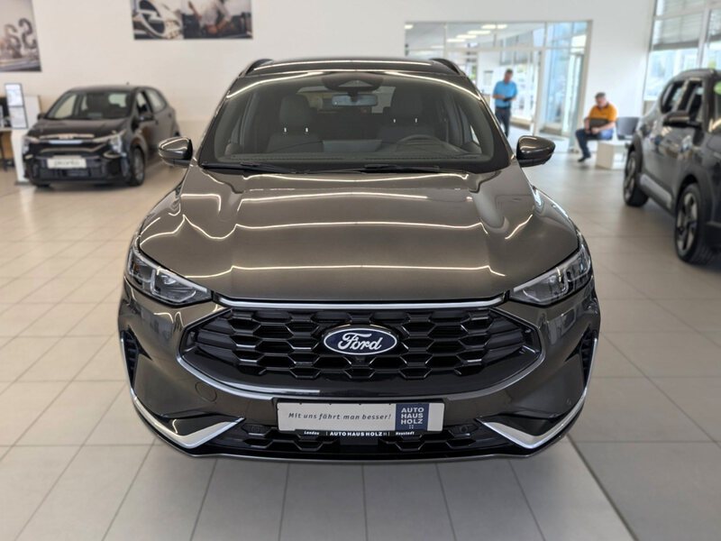 Fahrzeugabbildung Kuga 1.5 EcoBoost ST-Line X 4-Jahre FGS Bild 6 von 47