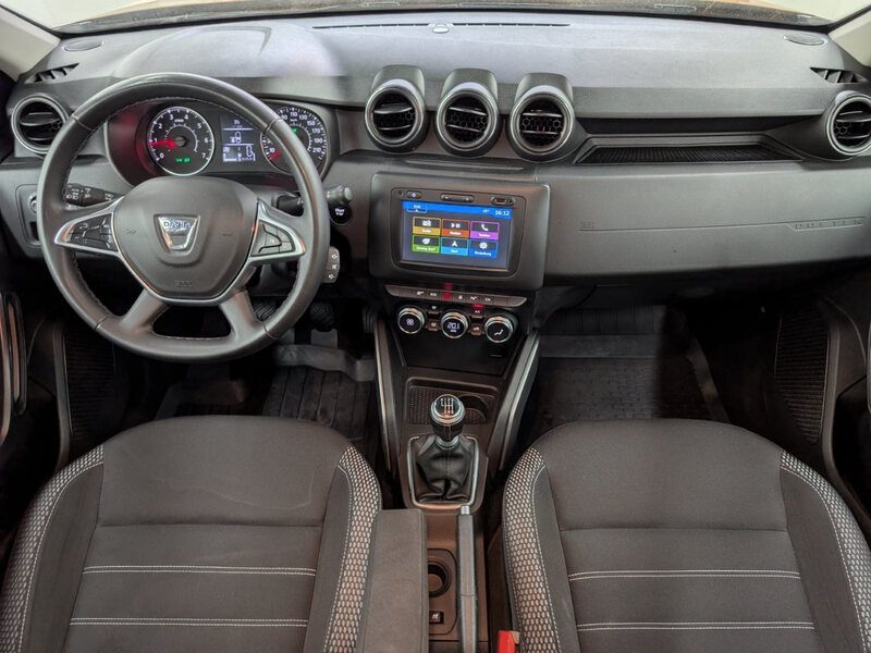 Fahrzeugabbildung Duster tiview Keycard Bild 15 von 34