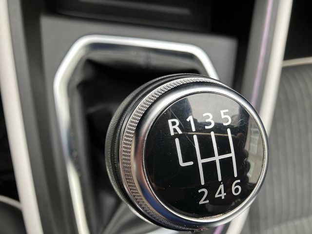 Renault Clio – Bild 18