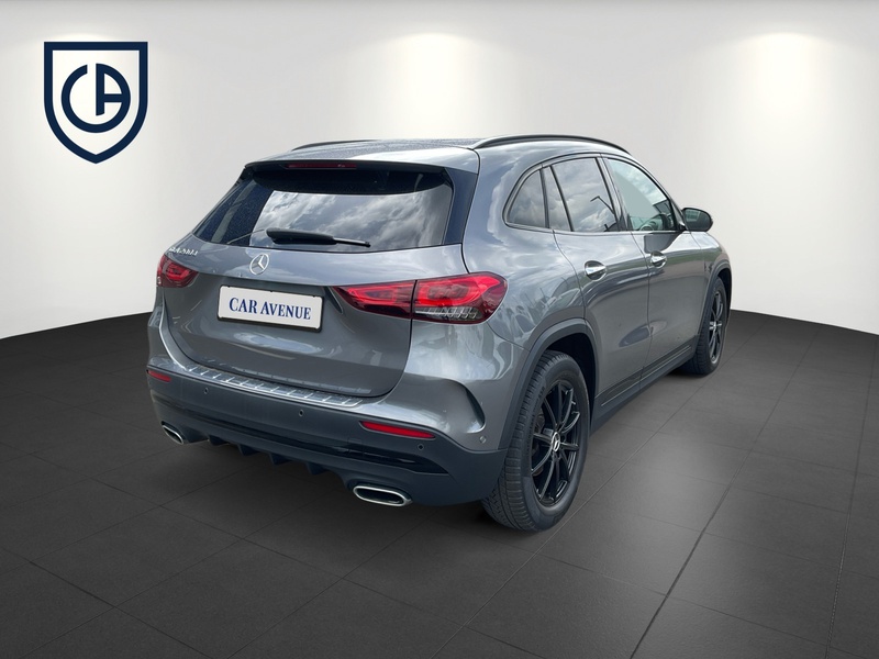 Mercedes-Benz GLA 200