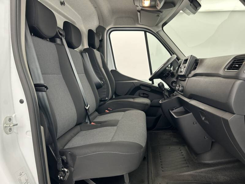 Renault Master III