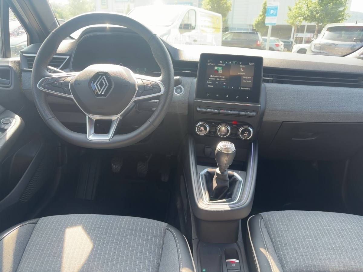 Renault Clio – Bild 8