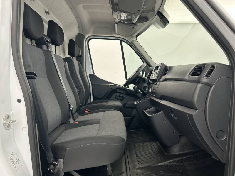 Renault Master III