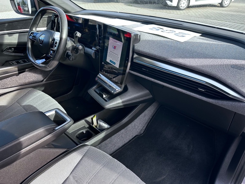 Fahrzeugabbildung Megane E-TECH Techno 220 Bild 16 von 20