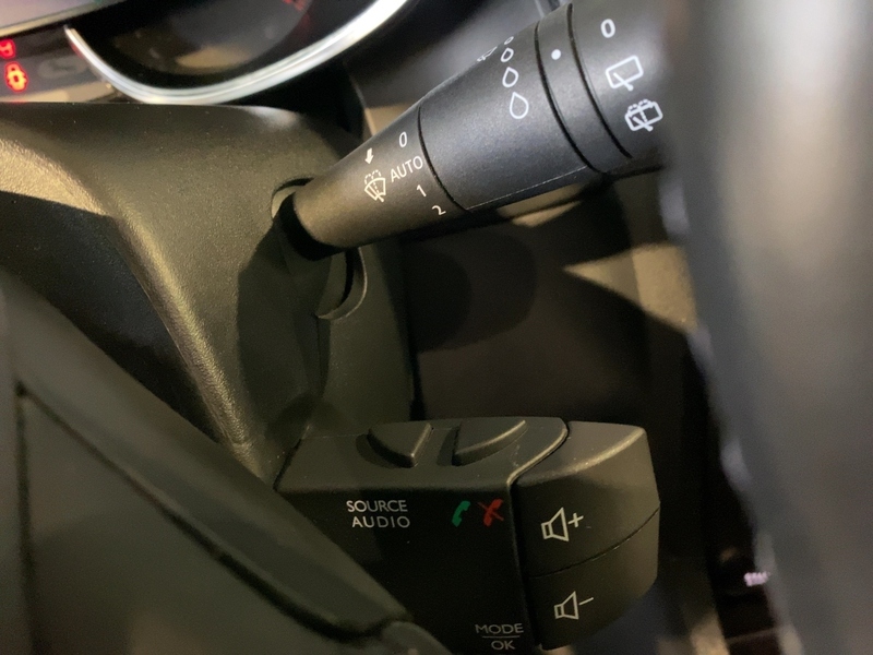 Fahrzeugabbildung Clio Grandtour BOSE Edition TCe 90 Bild 18 von 18