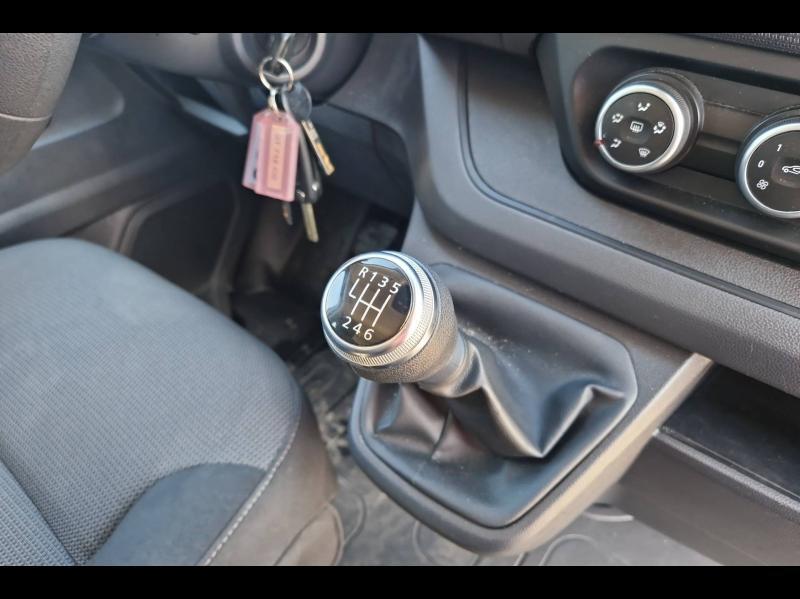 Renault Trafic Combi
