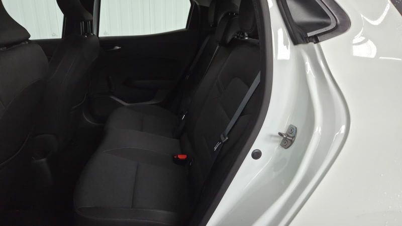 RENAULT Clio 2021 — imagine 63