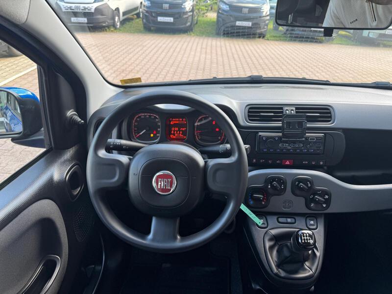 Fahrzeugabbildung Panda 1.0 GSE Cross City Plus KLIMA*ALLWETTER Bild 12 von 19