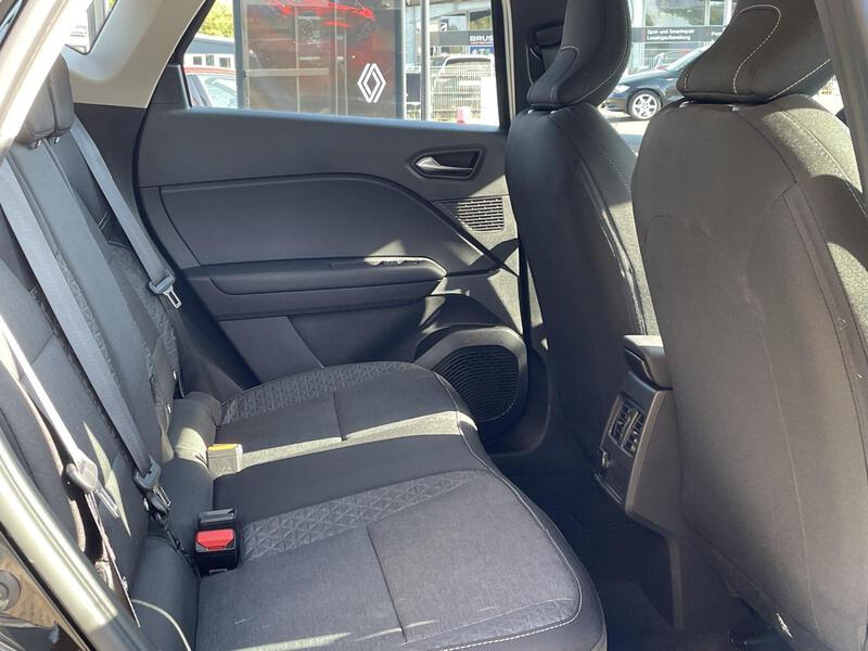 Fahrzeugabbildung Captur ZEN TCe 90 Bild 8 von 21