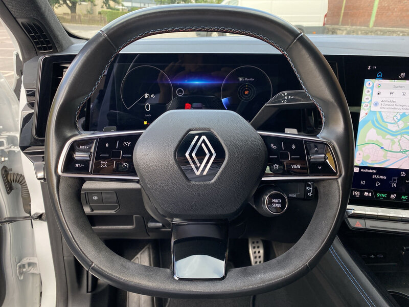 Fahrzeugabbildung Austral Techno Esprit Alpine TCe160 MildHybrid CVT Bild 19 von 20