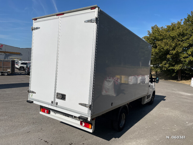 Renault Master Grand Volume