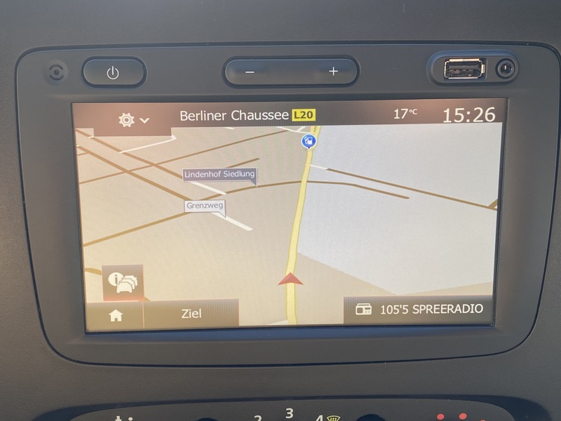 Fahrzeugabbildung Trafic L2H1 Doka 3,0t Komfort Bild 14 von 16