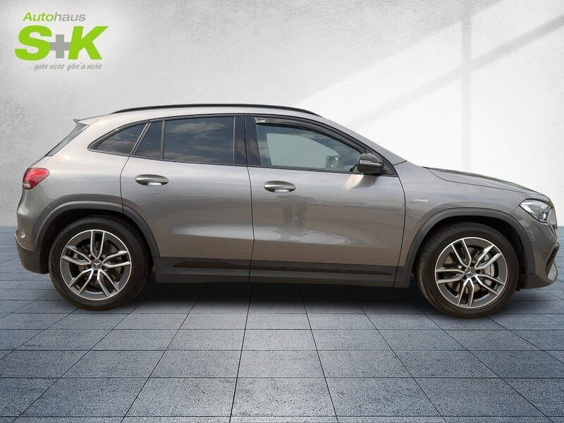 Mercedes-Benz GLA 35 AMG