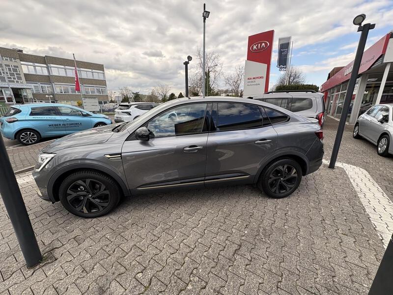 Fahrzeugabbildung Arkana E-Tech Hybrid TCe 145 Engineered Bild 8 von 18