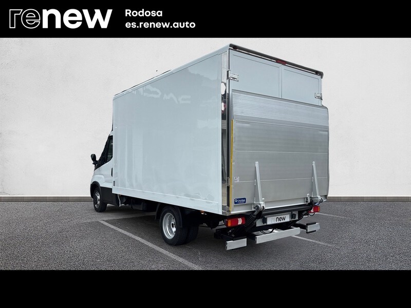 Iveco Defender